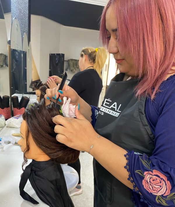 Cours accéléré en coiffure
